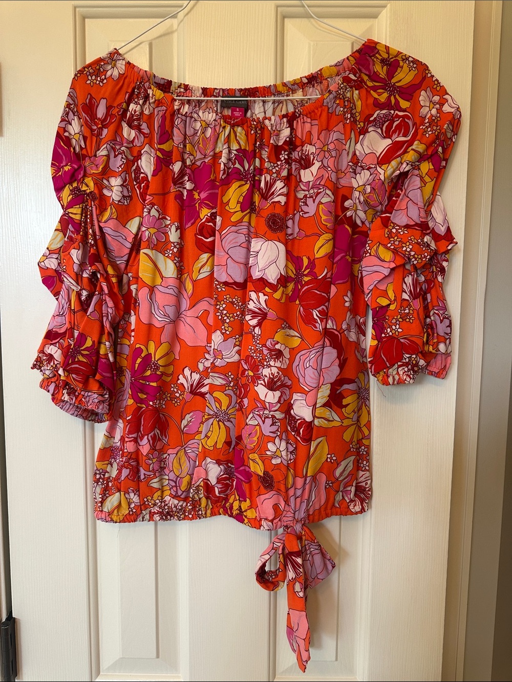 Vince Camuto Women’s Orange Floral Tie-Hem Peasant Top